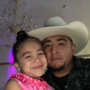 Meet your Posher, Sandoval